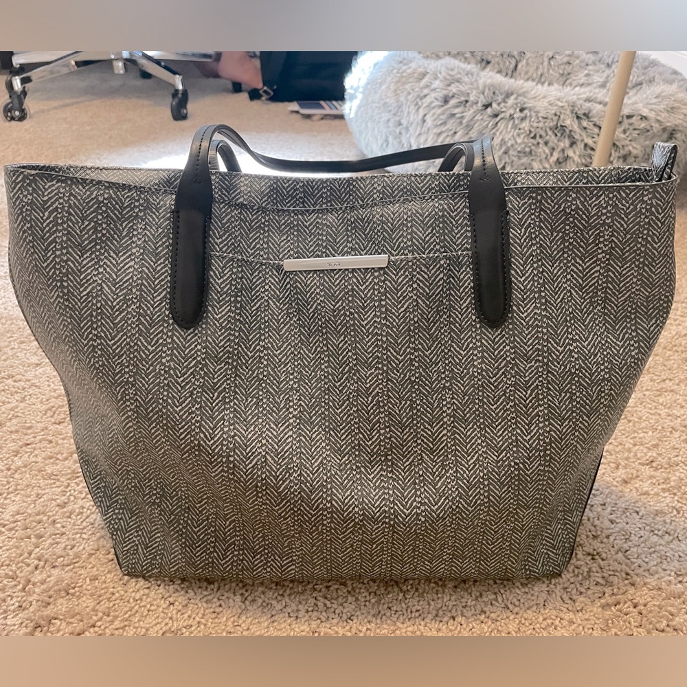 Patterned Tumi Everyday Tote bag